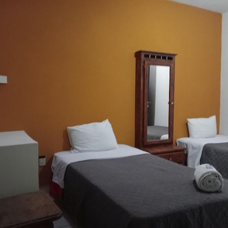 Residencia San Pablo Hostel Querétaro Εξωτερικό φωτογραφία